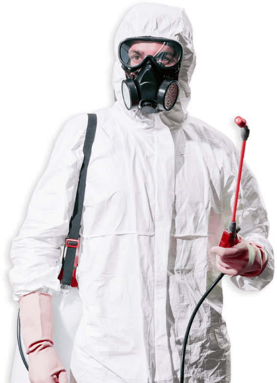 disinfestatore con tuta protettiva bianca e maschera di sicurezza
